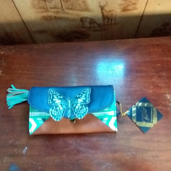 Butterfly wallet - Picture 2 of 4